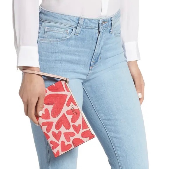 Kate Spade “Ever Fallen” Spencer Hearts Wristlet - Picture 11 of 14